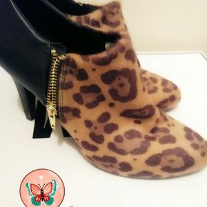 Leopard heels